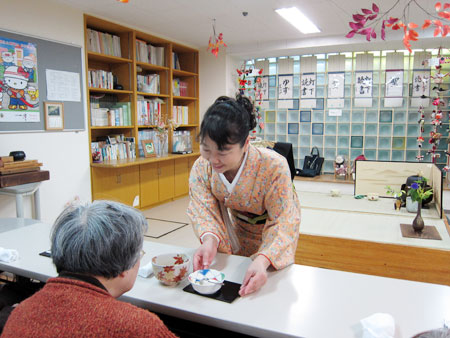 特別養護老人ホーム「けんちの里」でのお茶会ボランティア